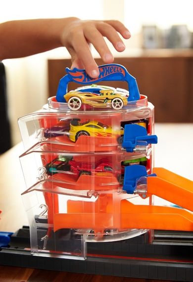 Hot Wheels City Zakręcony parking zestaw smyk