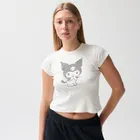 Biały T-shirt z nadrukiem Kuromi NOWEAR