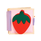 Jolly Designs. Truskawka. Książeczka sensoryczno-manipulacyjna