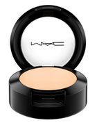 MAC, Studio Finish, kremowy korektor do twarzy NC20, 7 g