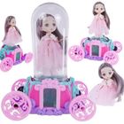 Maksik, laleczka w karocy