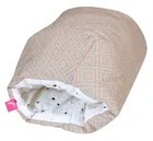 Motherhood, mufka - poduszka do karmienia, kwadraty różowe