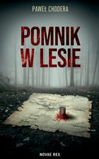Pomnik w lesie