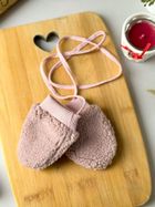 Rękawiczki dziewczęce na sznurku, różowe, Iltom