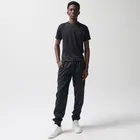 T-shirt treningowy z technologią Cool Dry NOWEAR