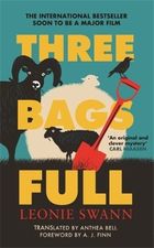 Three bags full. The ewe-nique international bestselling cosy crime novel (wersja angielska)