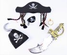 Zestaw pirata z szablą i hakiem