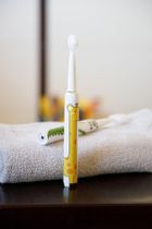 InnoGIO, GIOsonic, Giraffe, soniczna szczoteczka do zębów dla dzieci, żółta