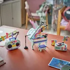 LEGO Creator, Dekoracyjny fortepian z kotem, 31392