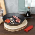 Vilde, Cast Line, patelnia z silikonową nakładką, żeliwna, 30 cm