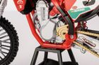Daffi, Troylee Designs Red Bull Gasgas MC450F 2020 Factory Racing Team Bike Rider: Justin Barcia No.51, motocykl, model metalowy, 1:12