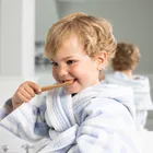 Georganics, organiczna pasta do zębów dla dzieci z fluorem w słoiku, strawberry, 60 ml