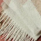 Homla, Allora, koc z przędzy, boucle ecru, 130-170 cm