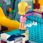 LEGO Friends, Impreza Andrei na basenie, 41374
