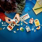 LEGO Creator, Kamper na plaży, 31138