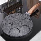 Vilde, patelnia do jajek, granitowa, 7 otworów, Black&Wood, 26 cm