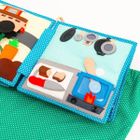 Jolly Designs. Zawody. Książeczka sensoryczno-manipulacyjna