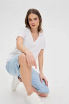 Bluzka damska z krótkim rękawem, biała, Moodo