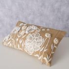 Boltze Home, Marielle, poduszka dekoracyjna w kwiatki, wyszywana, 49-29,3 cm