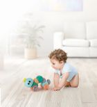 Infantino, gąsienicznka na kółkach, zabawka sensoryczna, miętowa