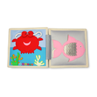 Jolly Designs. Owieczka. Książeczka sensoryczno-manipulacyjna