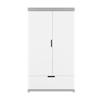 Kocot Kids, Tomi, szafa