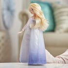 Kraina Lodu 2, Królewska śpiewająca lalka Elsa