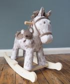 Little Bird Told Me, Biscuit, konik na biegunach