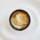 LullaLove, peelingująca pasta do ciała ze złotymi drobinkami, masło mango i rokitnik