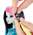 Monster High, Frankie Stein, elektryzujące włosy, lalka z akcesoriami