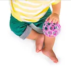 Oball, Piłka z grzechotką, gryzak, różowa, 10 cm, 0m+