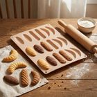 Orion, forma do ciastek i pralin, silikonowa, beżowa, 33-24,5-1 cm