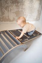 tupti.wood, 3w1: mały bujak montessori + mała zjeżdżalnia, drabinka + blat, szary