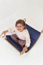 tupti.wood, poduszka do bujaka montessori, materac do małego bujaka, granatowy