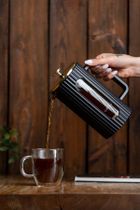 Vialli Design, Livio, zaparzacz do kawy, herbaty, czarno-złoty, 1000 ml, 1715