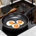 Vilde, Black Line, patelnia granitowa, 26 cm