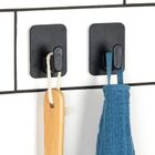 Vilde, haczyk wieszak samoprzylepny, czarny, 5-6,5 cm, 2 szt.