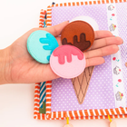 Jolly Designs. 1 2 3. Książeczka sensoryczno-manipulacyjna