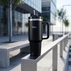 Vilde, kubek termiczny, stalowy, czarny z uchwytem, 1,2l