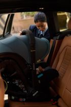 Doona, Doona X, mobilny fotelik samochodowy, dusty sage, 40-85 cm