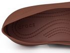 Baleriny damskie, brązowe, Crocs Brooklyn Flat Spice