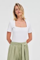 Bluzka damska z krótkim rękawem, biała, Moodo