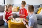 BS Toys, Chińczyk, Gęś, 2w1, drewniana gra planszowa