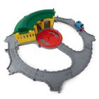Fisher-Price, Tomek i Przyjaciele, Zajezdnia Domkowo, zestaw z lokomotywką