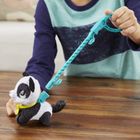 FurReal Friends, Zwierzaki na smyczy, panda na smyczy, zabawka pluszowa