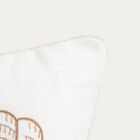 Homla, Prem, poszewka, z haftowaną muszlą i sztruksową lamówką, 45-45 cm