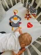 Mom's Care, spirala edukacyjna, grzechotka, kontrastowa zabawka zawieszka sensoryczna