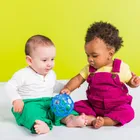 Oball, piłka z grzechotką, niebieska, 10 cm, 0m+