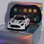 QBI, mini pojazd zdalnie sterowany, 1:64, biały