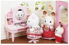 Sylvanian Families, stoisko kosmetyczne, zestaw z figurką, 5235